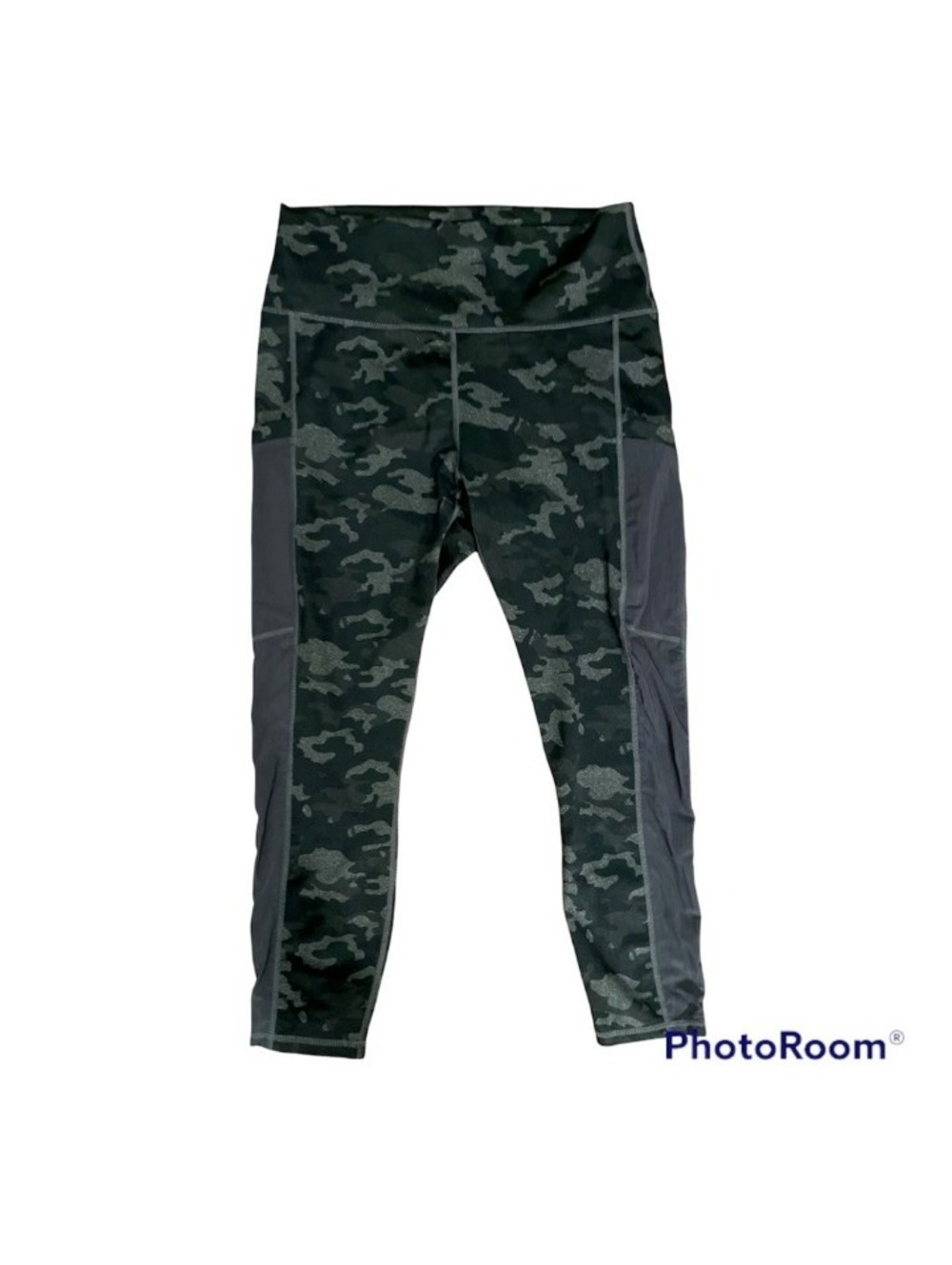 Fabletics Womens Activewear Capri Pants Multicolor Green Camouflage Stretch M
